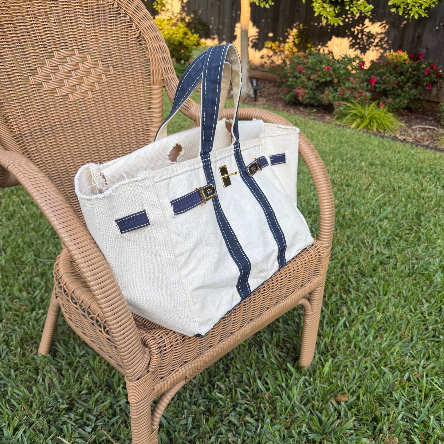The Tote - Navy
